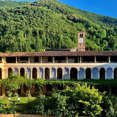 Charming Hotel Dei Chiostri フォッリーナ エクステリア 写真