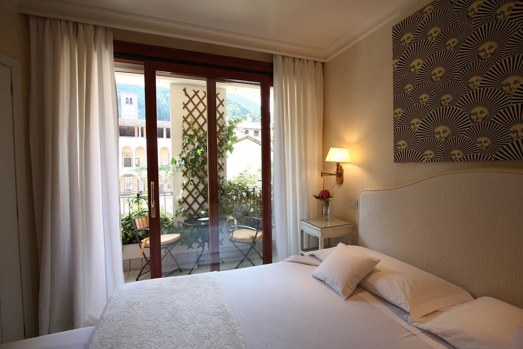 Charming Hotel Dei Chiostri フォッリーナ エクステリア 写真