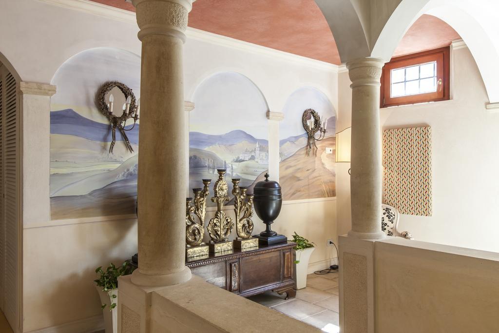 Charming Hotel Dei Chiostri フォッリーナ エクステリア 写真